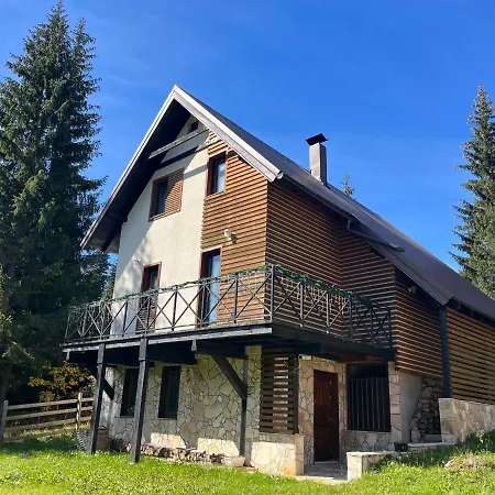 Mountain House 1984 Tatil Evi